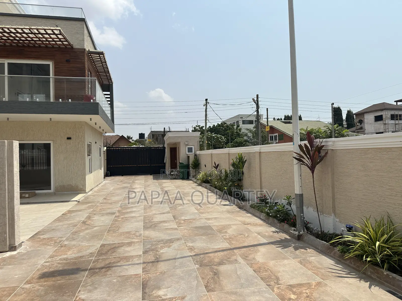 Furnished 4bdrm Townhouse/Terrace in Tseaddo for sale