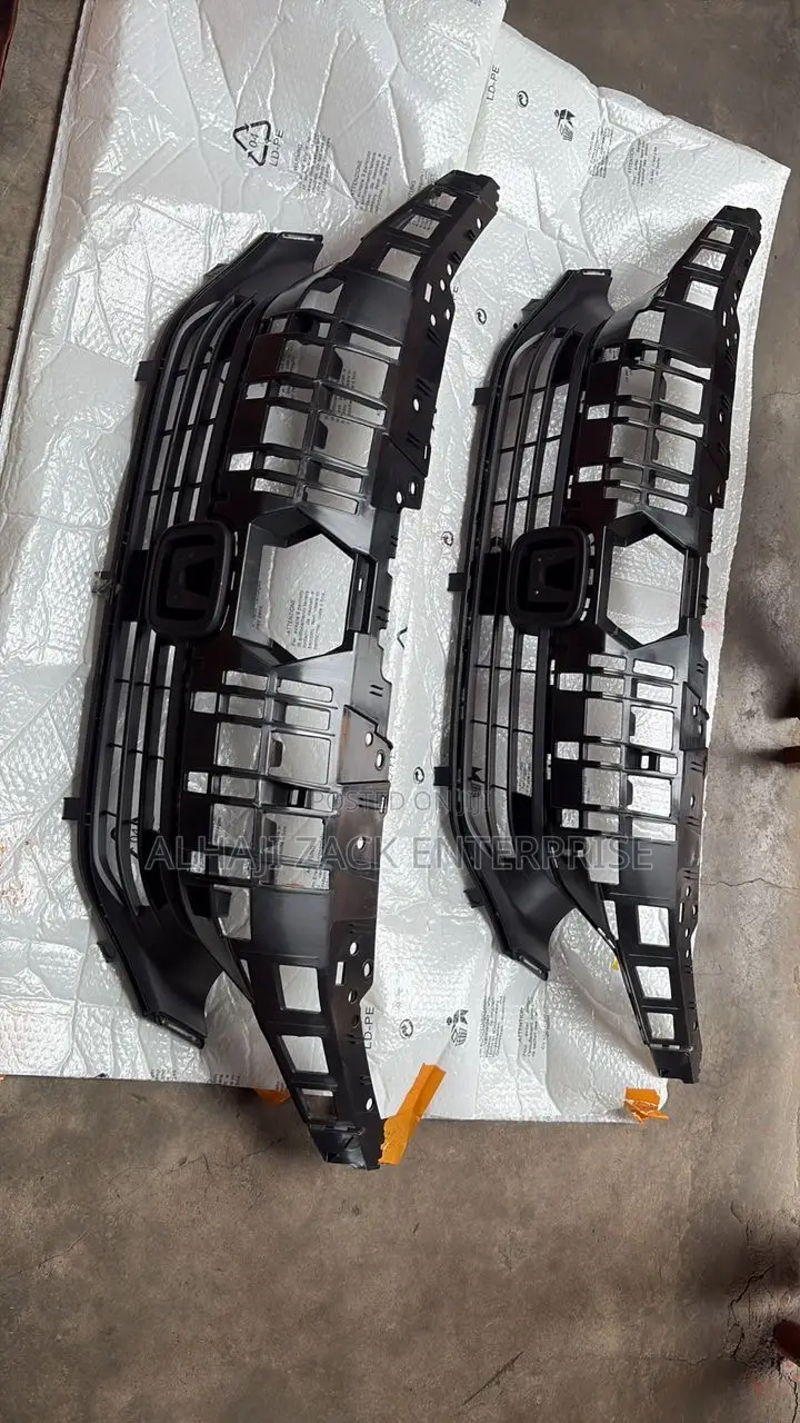 Honda Civic 2022-2025 Front Grille