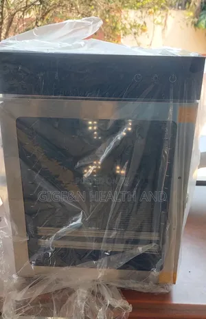 12 Tray Dehydrator, Touch Screen Version, High Quality.