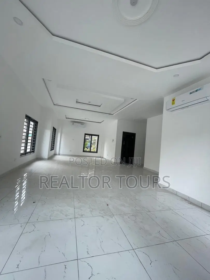 4bdrm House in East Legon for sale
