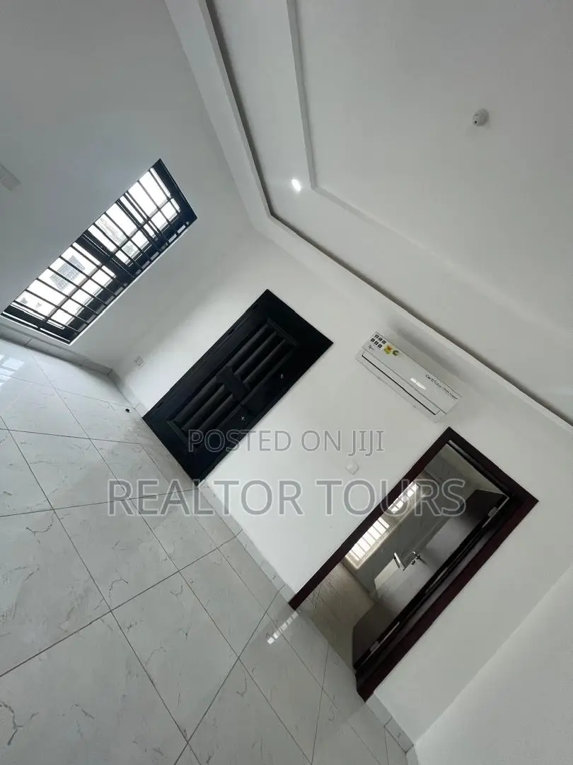 4bdrm House in East Legon for sale