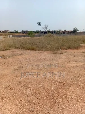 Lands And Houses Available For Sale