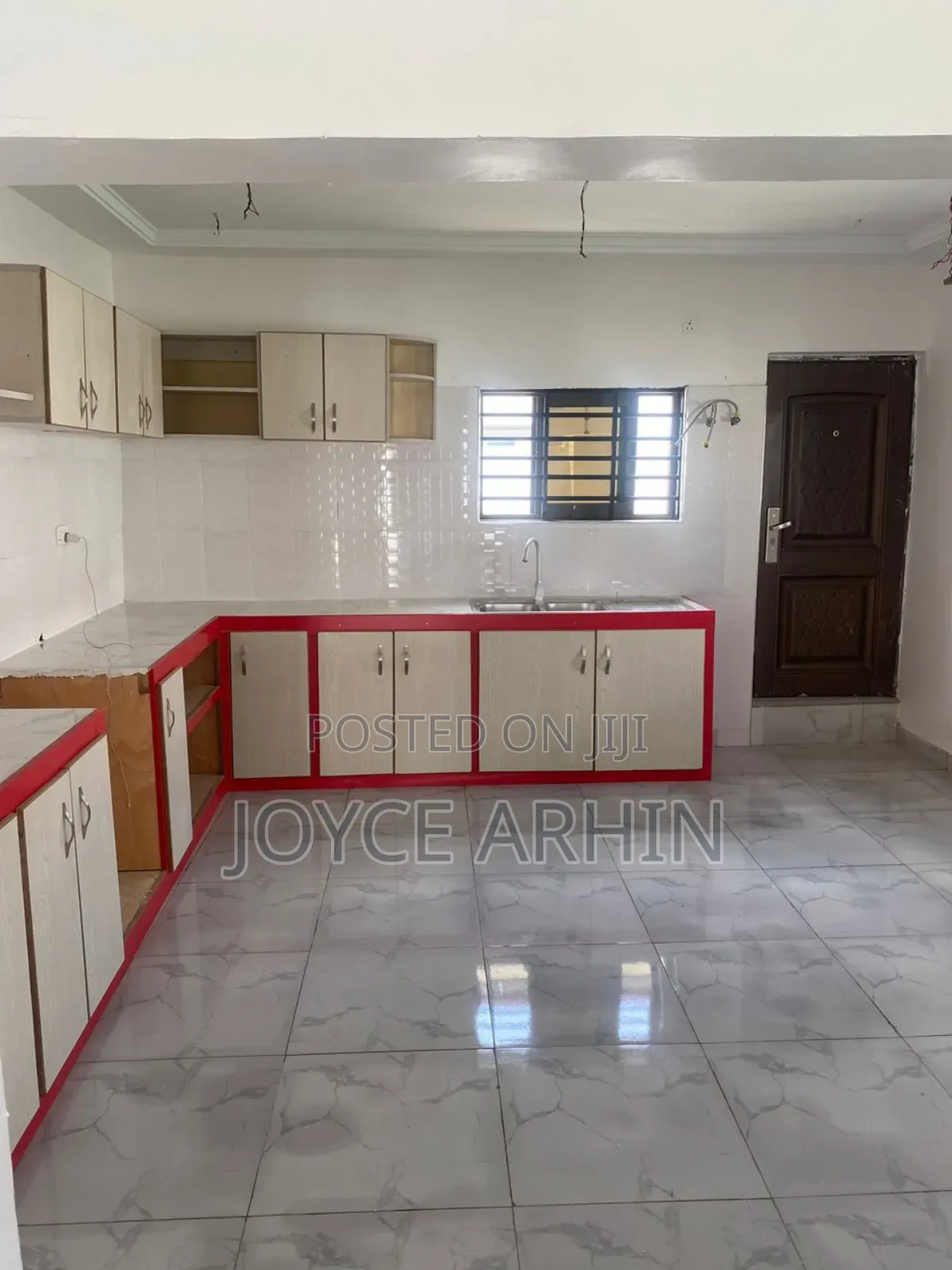 Lands And Houses Available For Sale