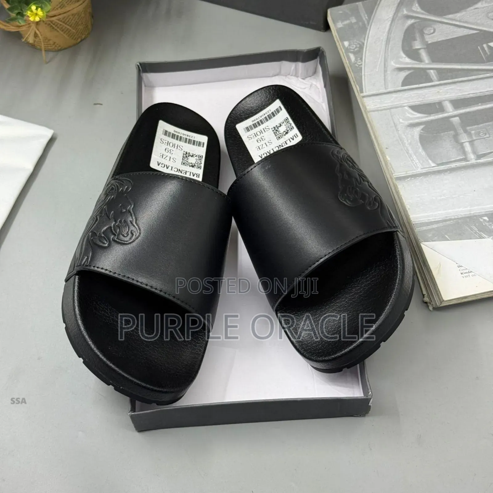 Balenciaga Pool Slides For Gentlemen