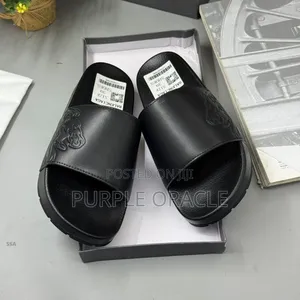 Balenciaga Pool Slides For Gentlemen
