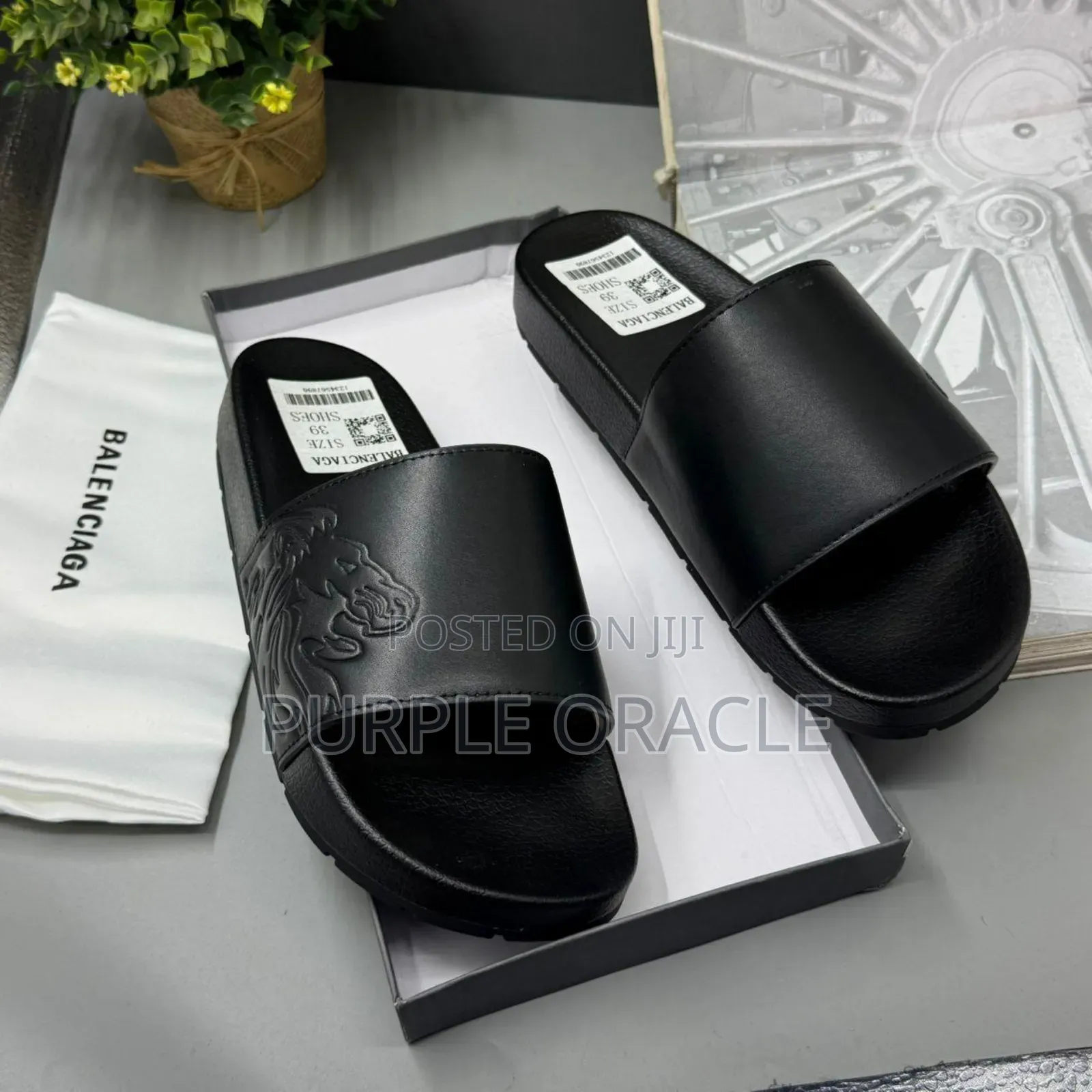 Balenciaga Pool Slides For Gentlemen