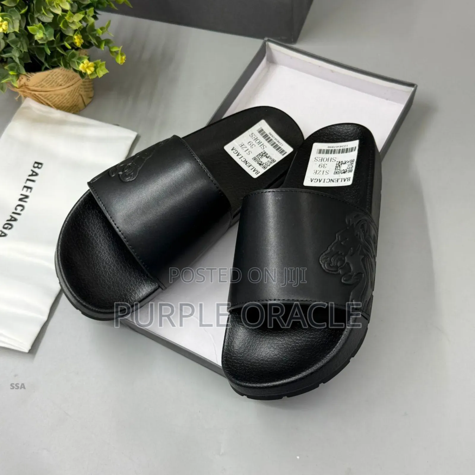 Balenciaga Pool Slides For Gentlemen