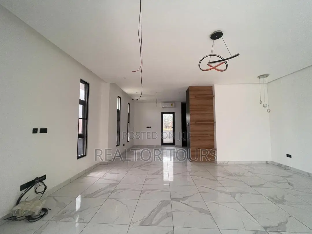 4bdrm House in East Legon for sale