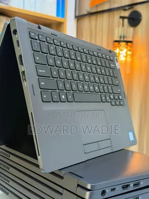 Laptop Dell Latitude 5300 8GB Intel Core i7 SSD 256GB