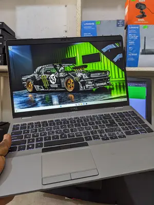 Laptop Dell Precision 15 3551 8GB Intel Core i5 SSD 256GB