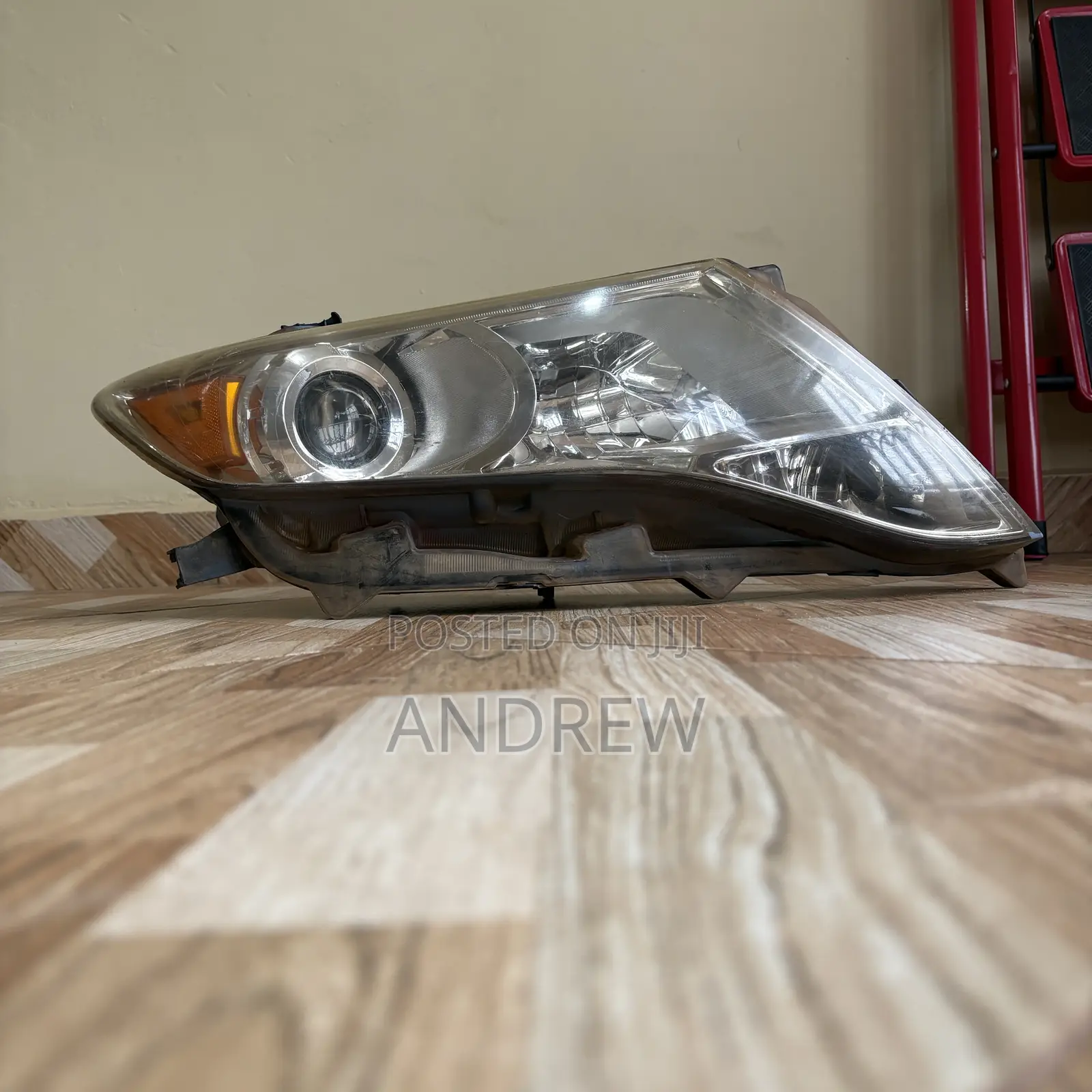 Original 2009 - 2015 Toyota Venza Headlight Front Right Passenger Side