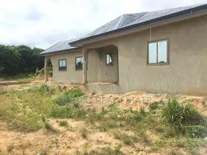 3bdrm House in Amasaman for sale