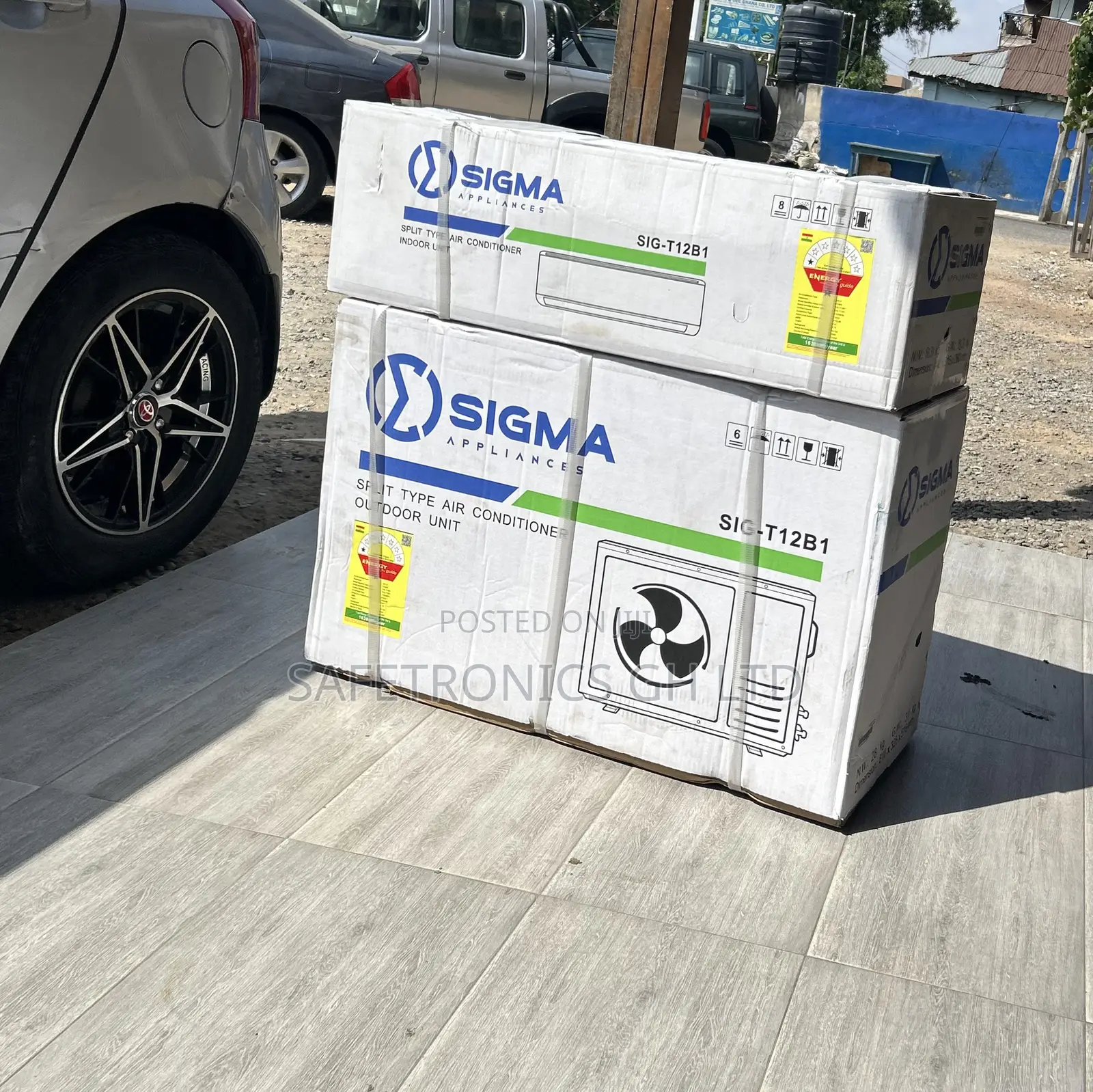 Accessive R410a Sigma 2.5 Horsepower Split Type White Ac