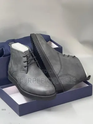 Black Timberland Chukka Boots