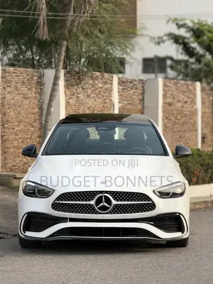 Mercedes-Benz C300 2022 White