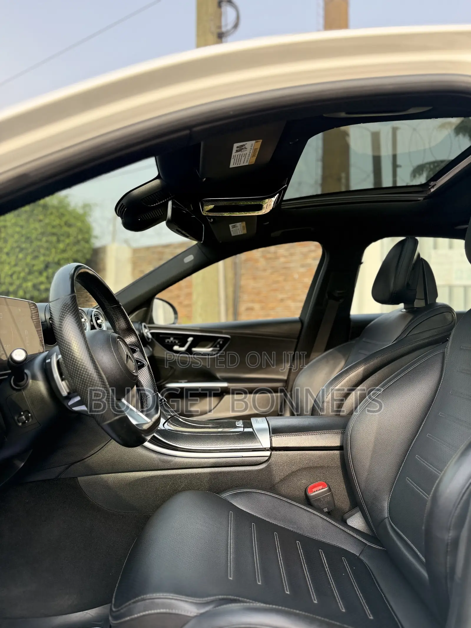 Mercedes-Benz C300 2022 White