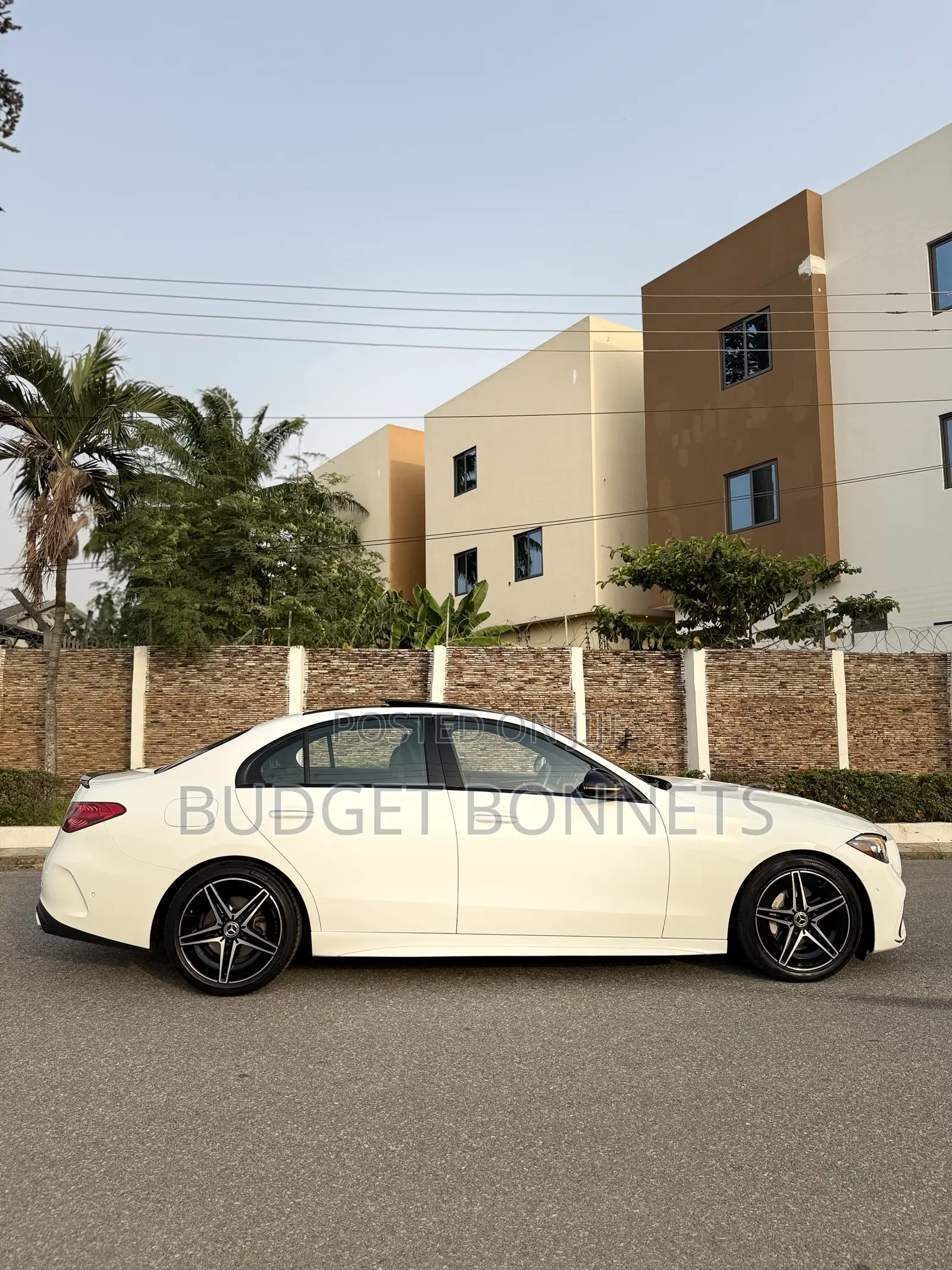 Mercedes-Benz C300 2022 White