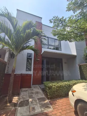 2bdrm Townhouse / Terrace in Ayimensah Park, Oyarifa Mall Area for rent