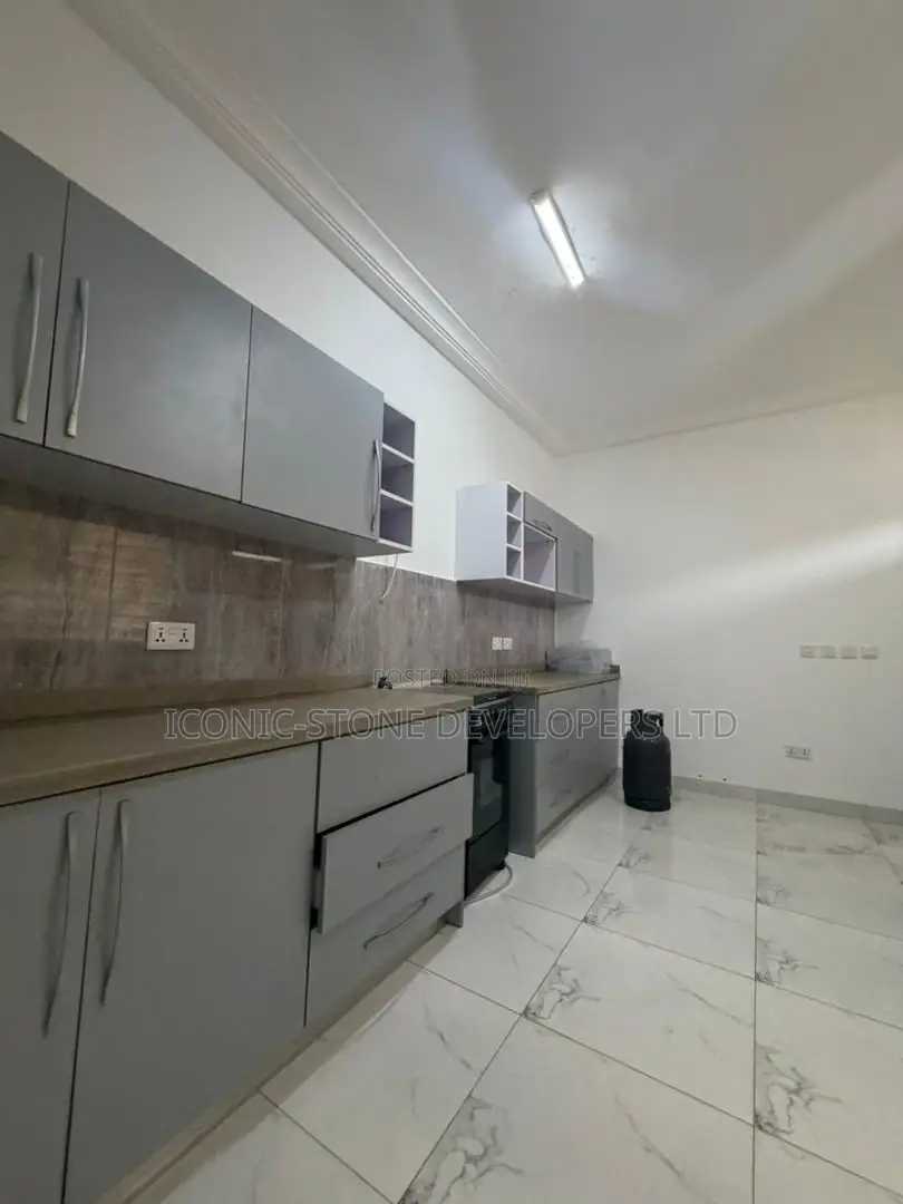 3bdrm Townhouse / Terrace in East Legon Hills for rent