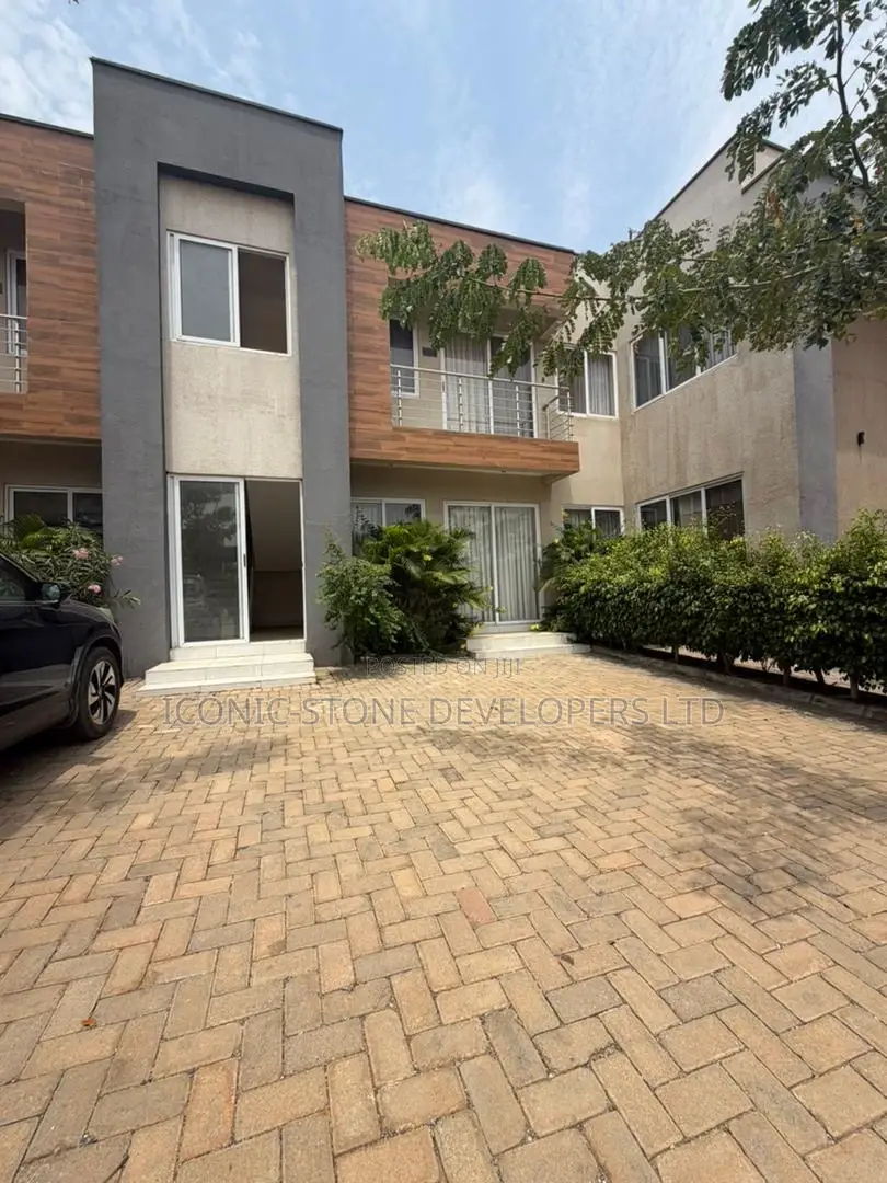 3bdrm Townhouse / Terrace in East Legon Hills for rent