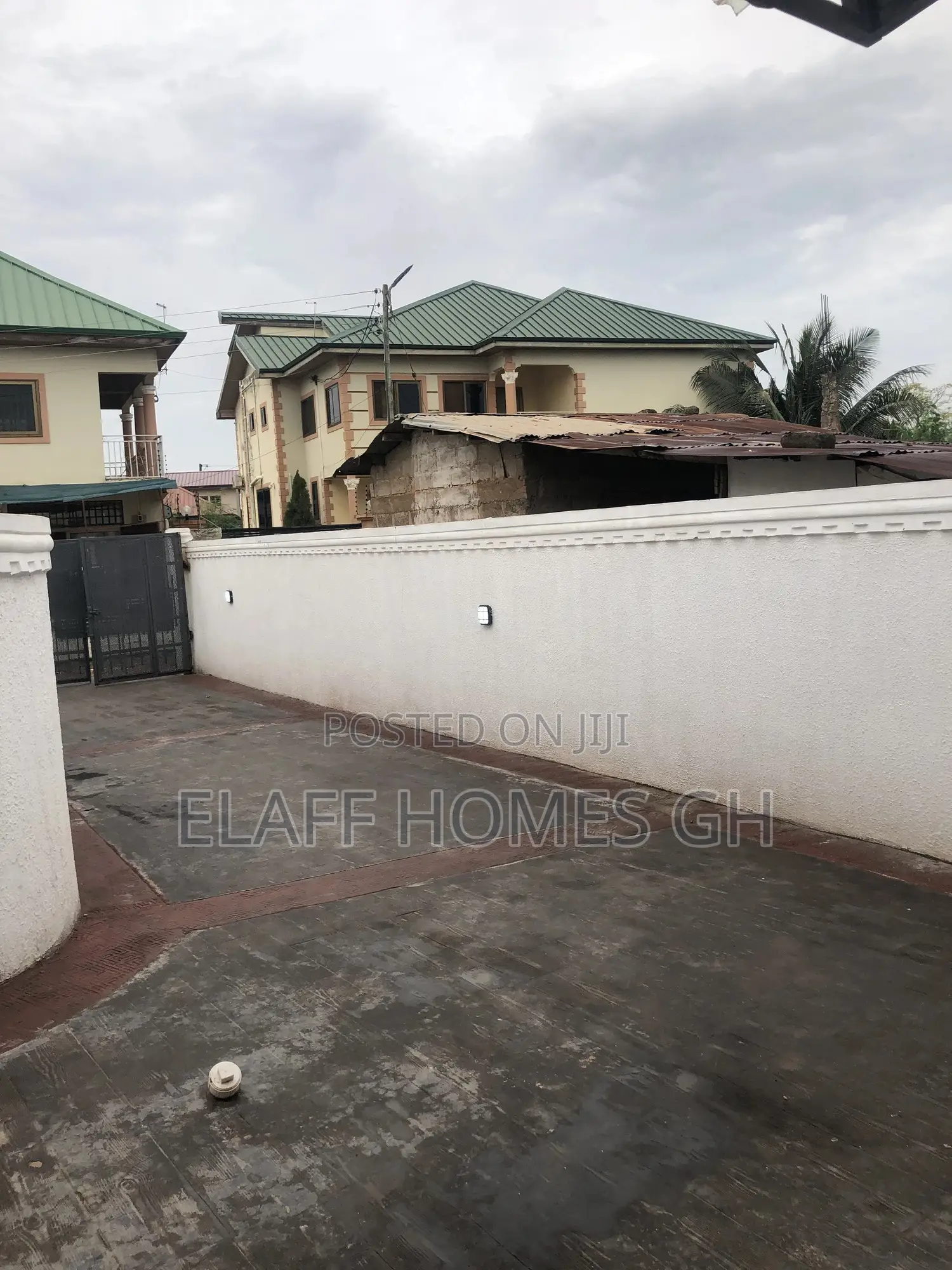 3bdrm Bungalow in Elaffhomesgh, Pentecost for sale