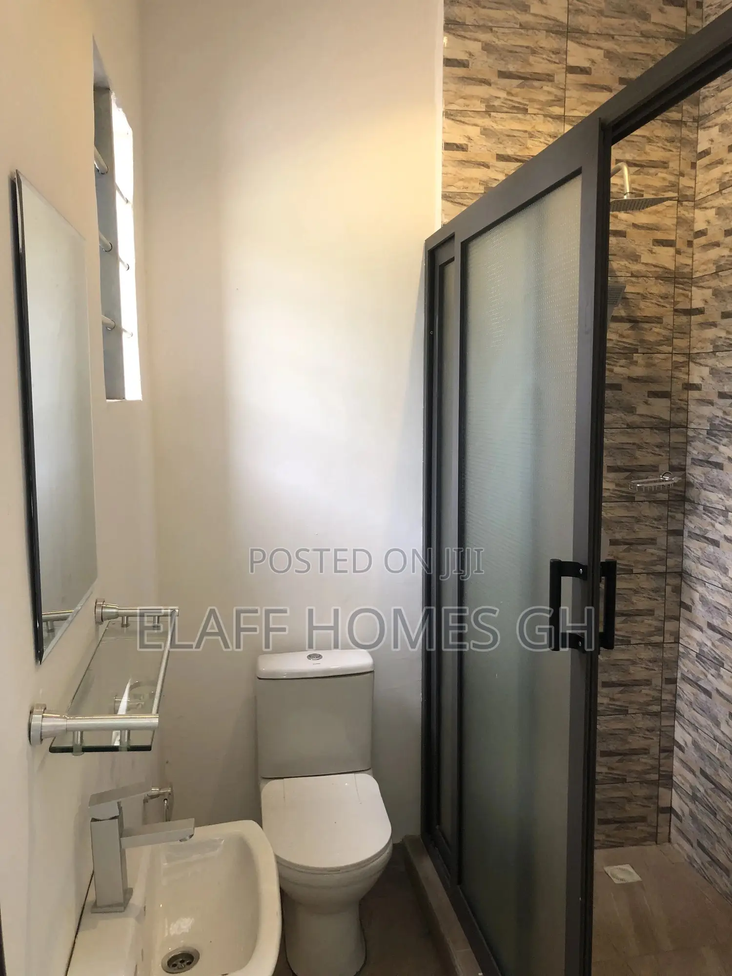 3bdrm Bungalow in Elaffhomesgh, Pentecost for sale