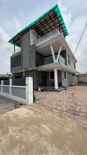 Furnished 4bdrm House in Fairhaven Properties, East Legon for sale