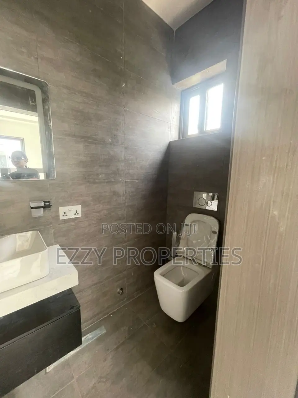 4bdrm House in East Legon Hills for rent