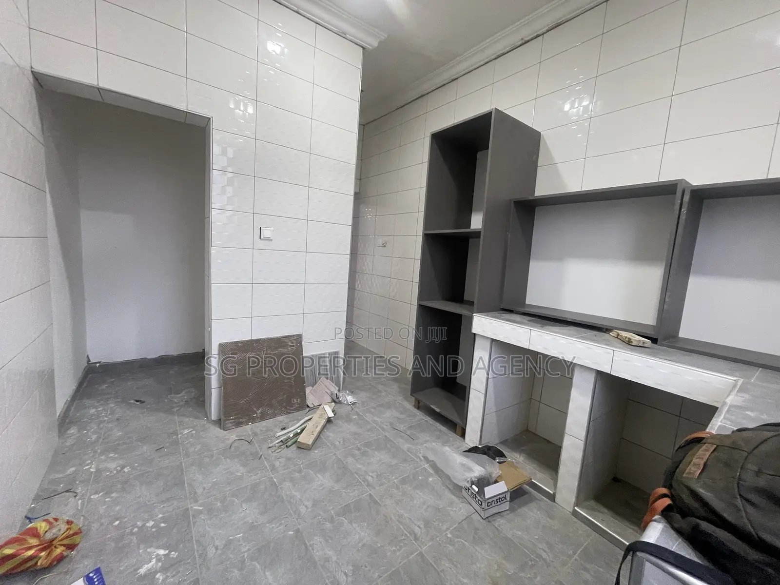 2bdrm Apartment in Lashibi, Sakumono for rent
