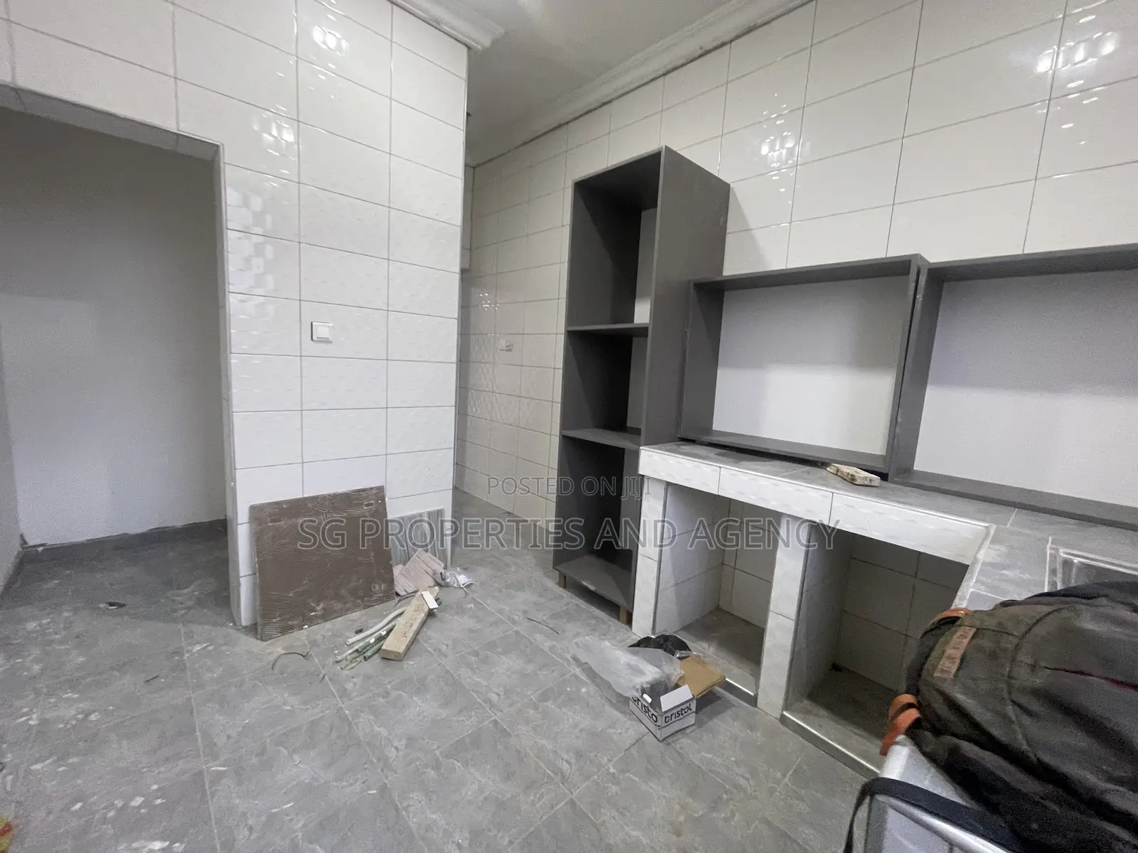 2bdrm Apartment in Lashibi, Sakumono for rent