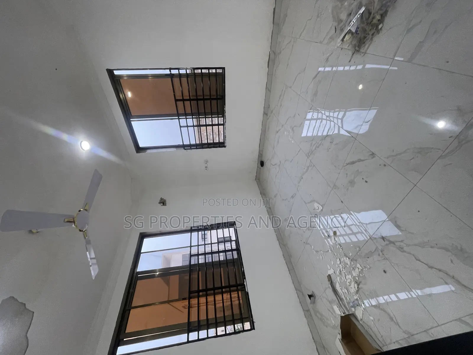 2bdrm Apartment in Lashibi, Sakumono for rent