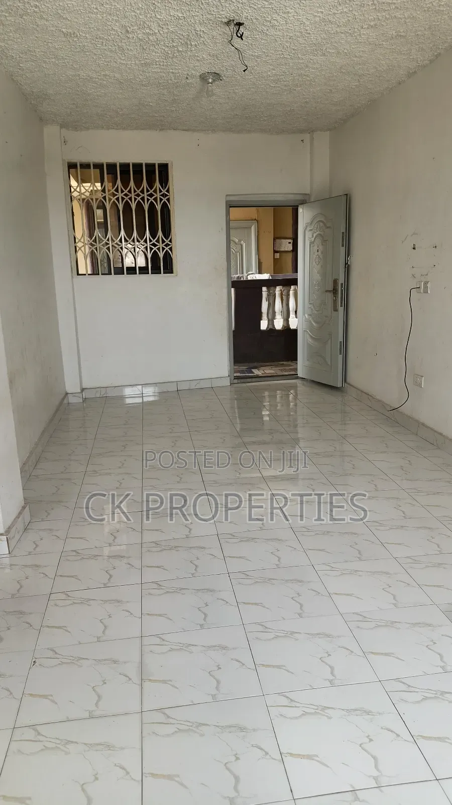 Mini Flat in Dome for rent