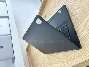 Laptop Dell Latitude 14 E7470 8GB Intel Core i5 SSD 256GB