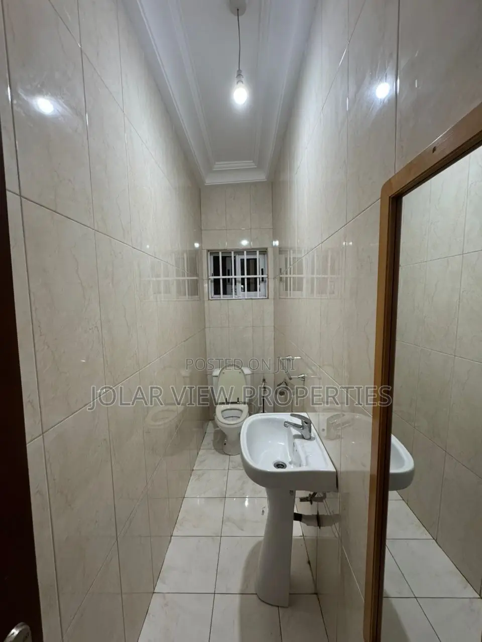 Mini Flat in Jolar View, Tseaddo for rent