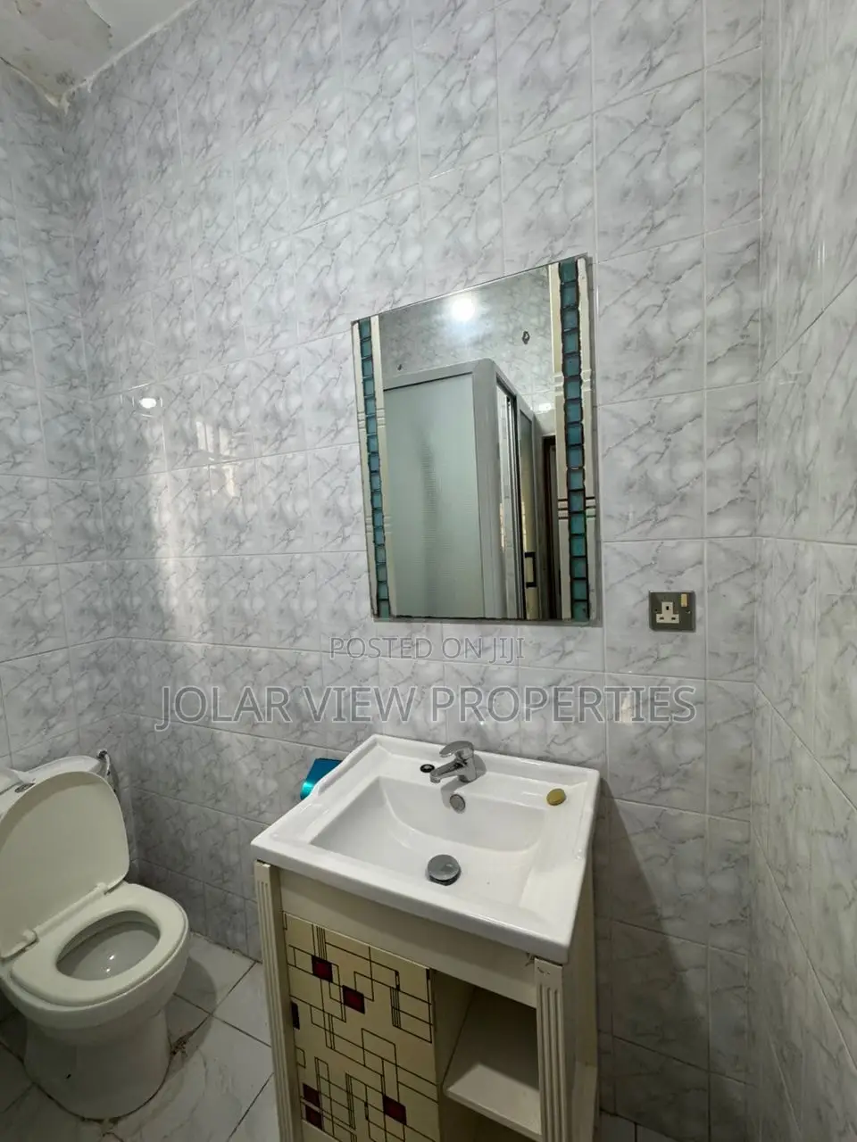 Mini Flat in Jolar View, Tseaddo for rent