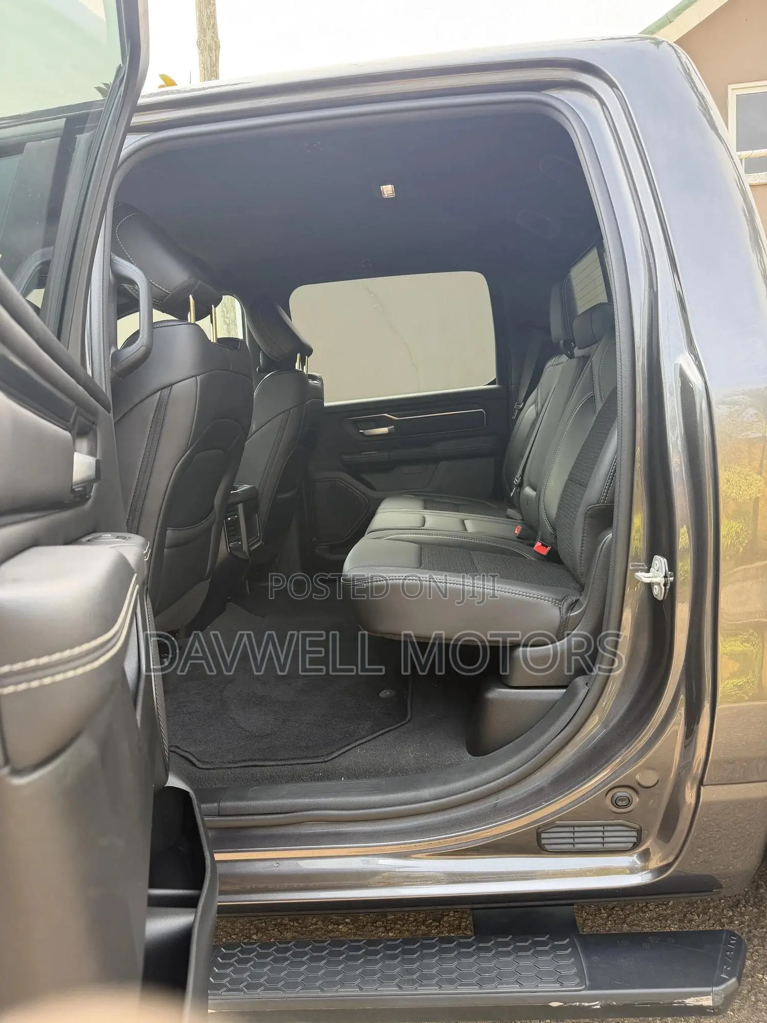 Dodge RAM 2024 Gray