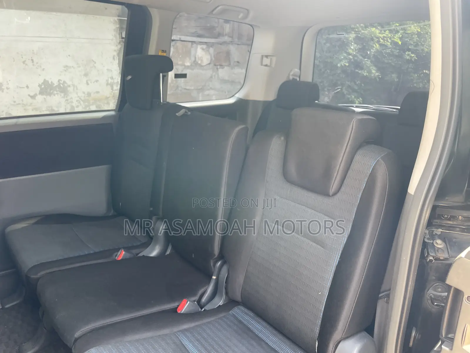 Toyota Voxy 2013 Black