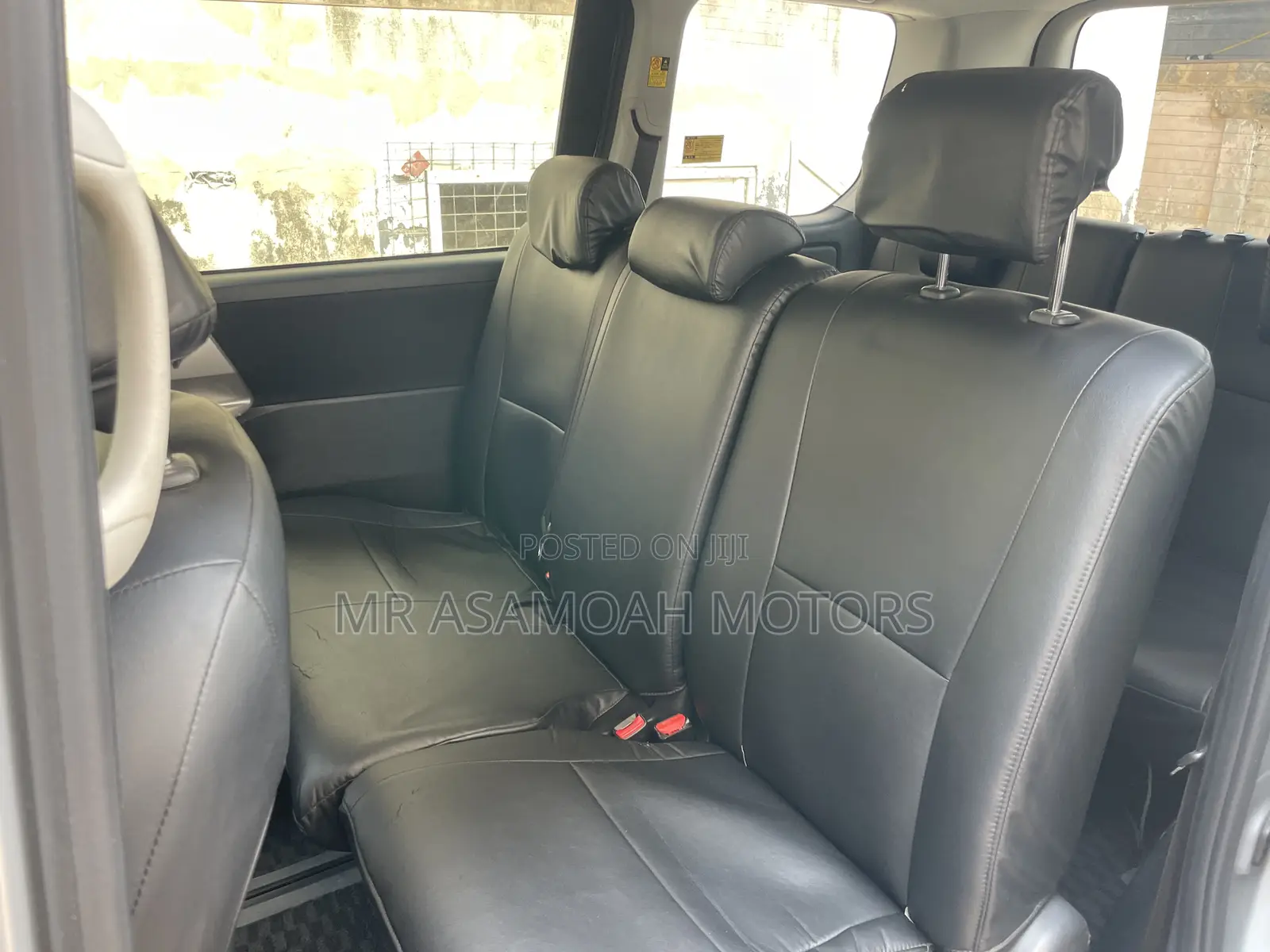 Toyota Voxy 2013 Black