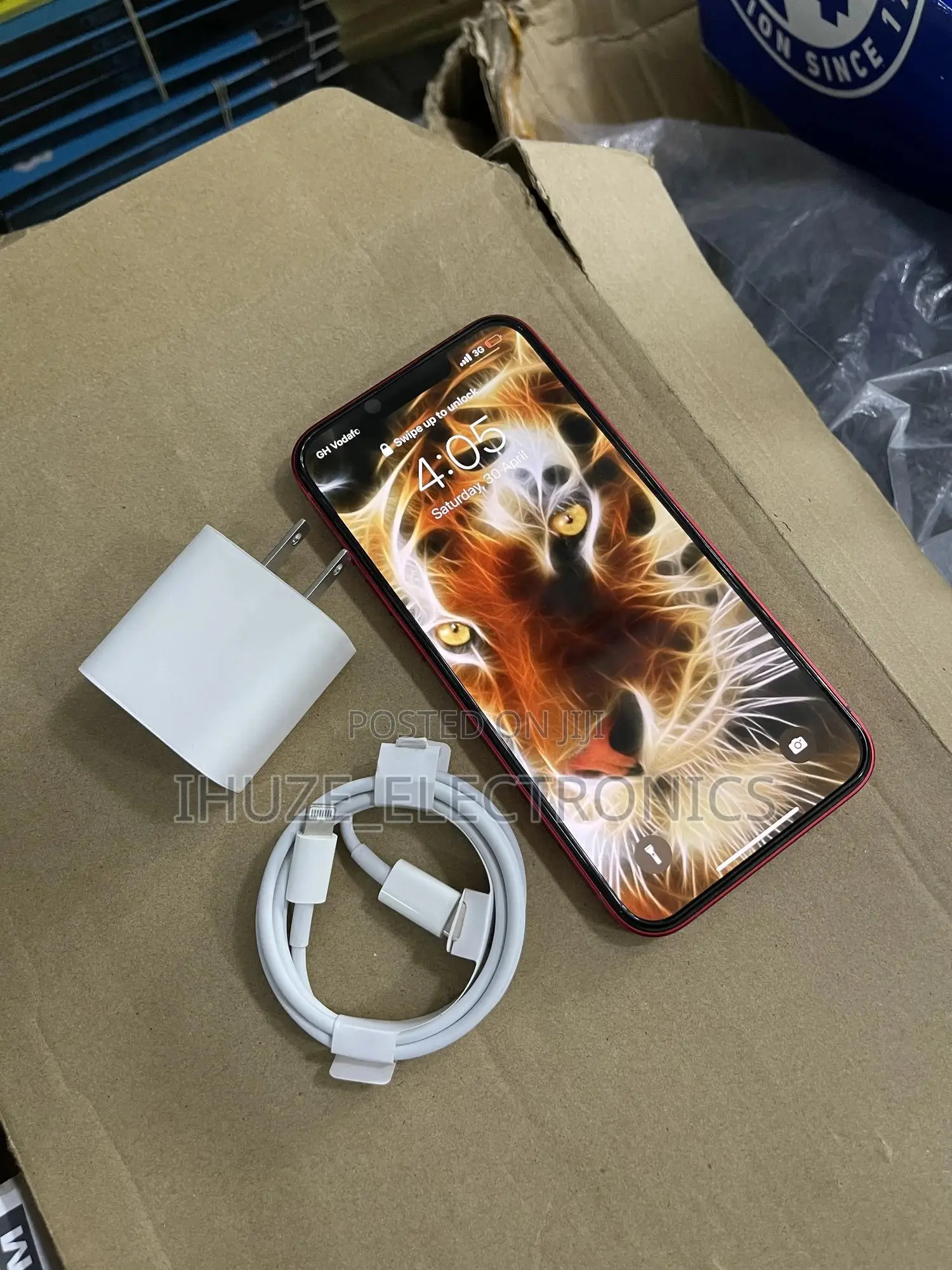 Apple iPhone 13 128 GB Red