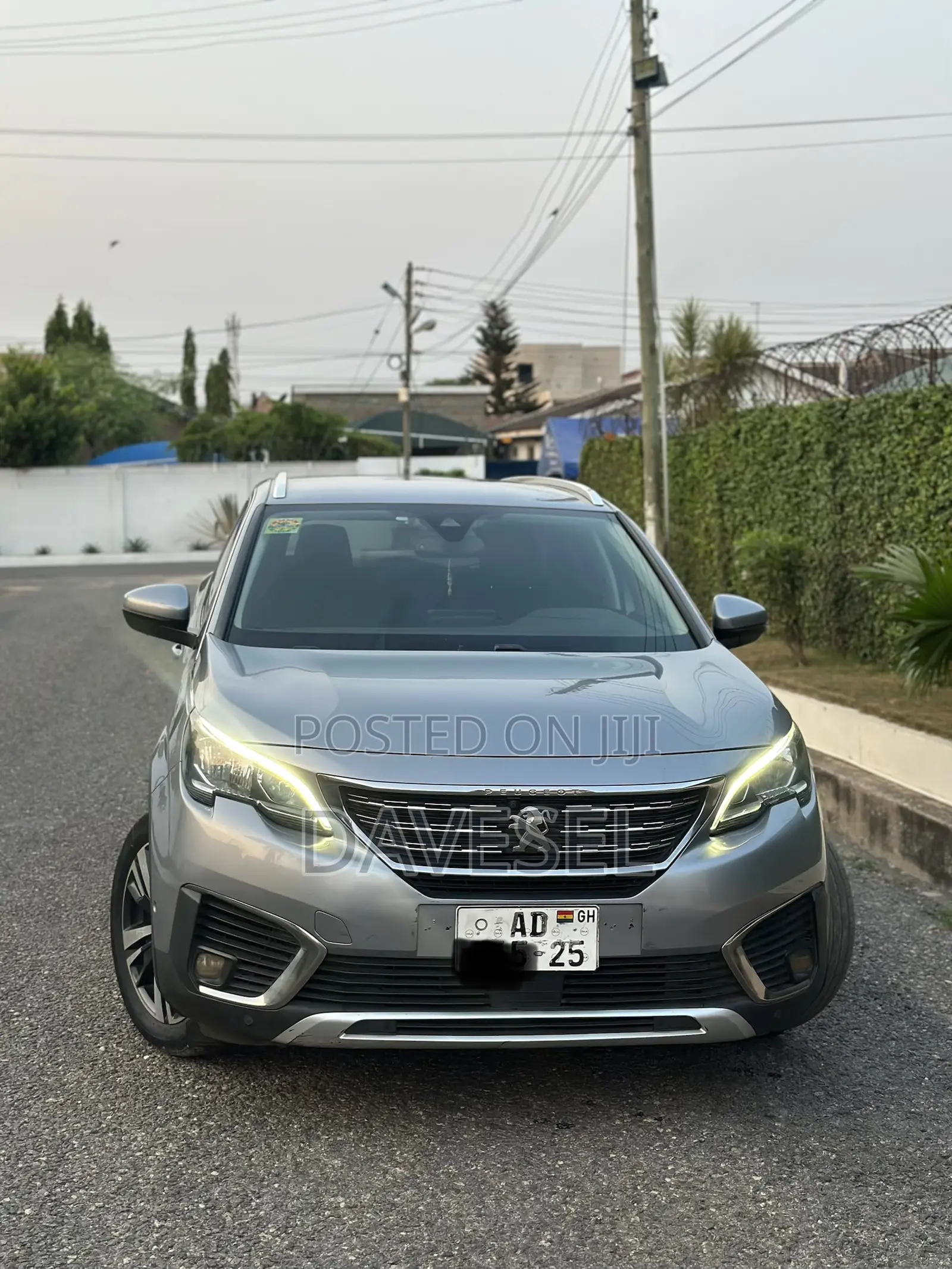 Peugeot 5008 2017 Gray
