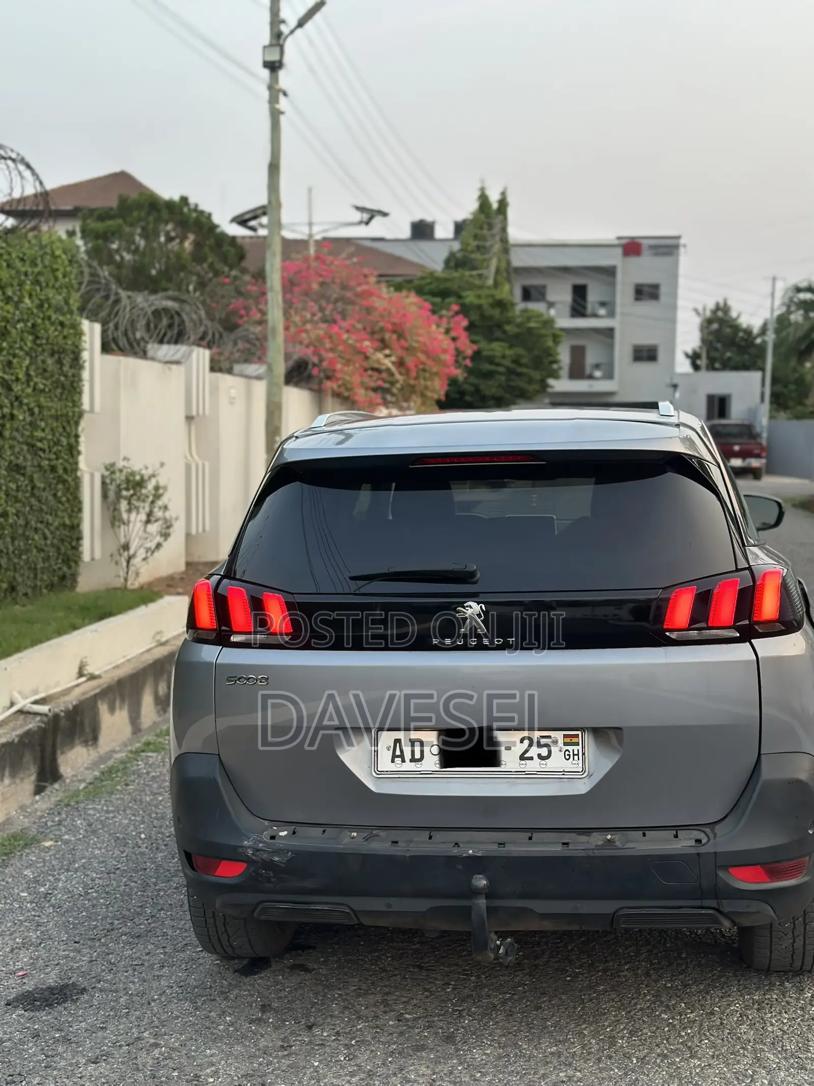 Peugeot 5008 2017 Gray