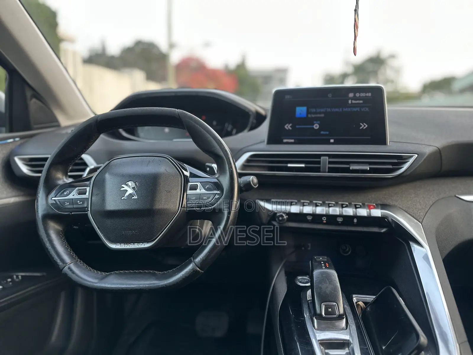 Peugeot 5008 2017 Gray