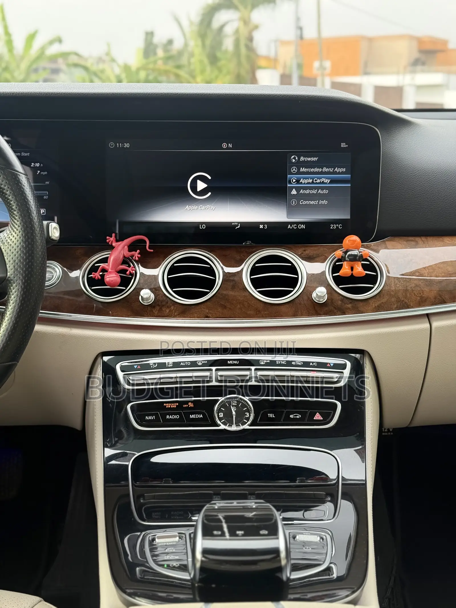 Mercedes-Benz E300 2018 Blue