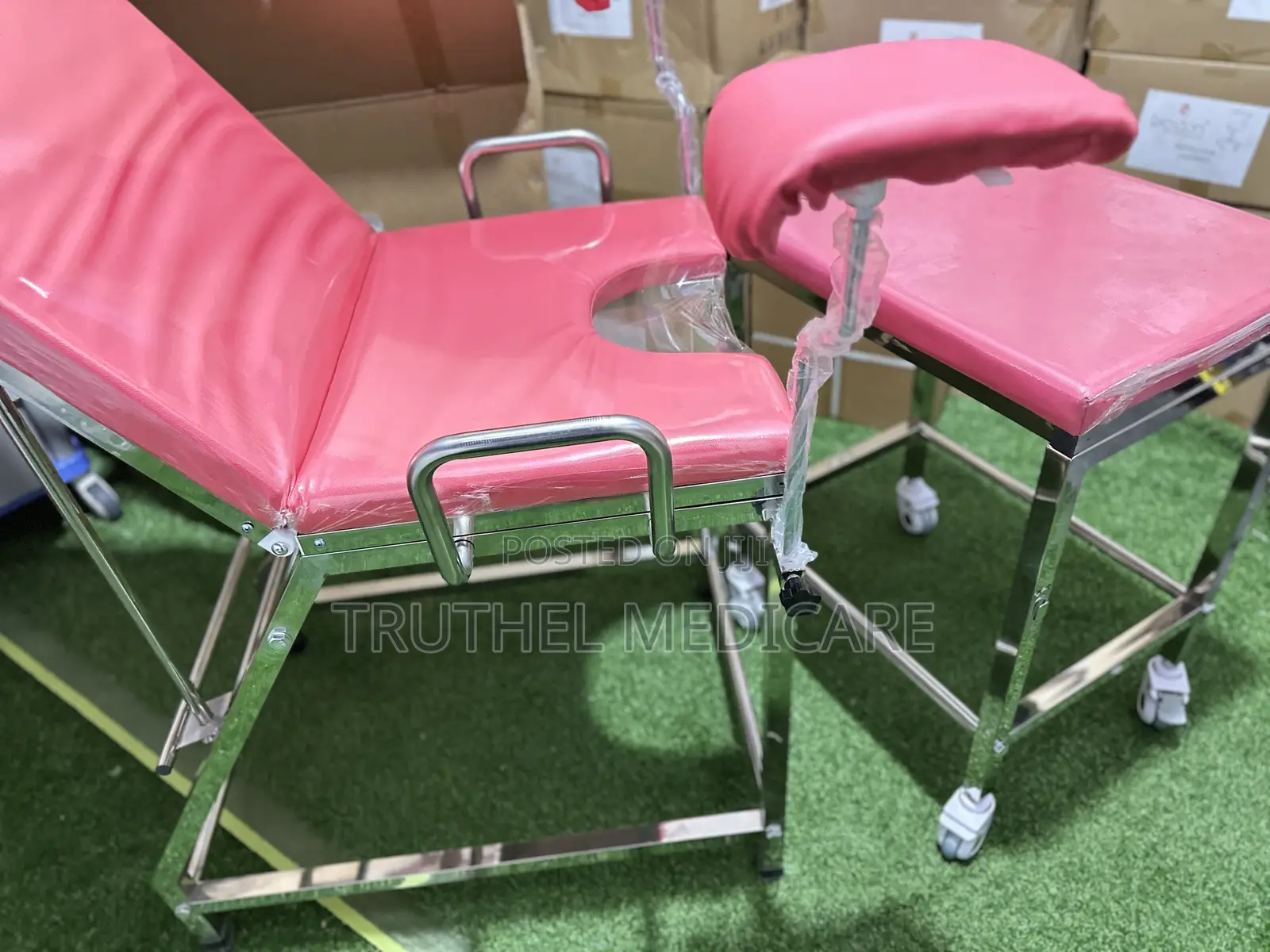 Delivery Bed Split-Style (Reinforced Stainless Steel) - 8legs