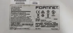 Fs-224e-Poe 24port Gigabit/12 Poe +4xge SFP Managed Layer 3.