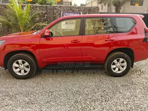 Toyota Land Cruiser Prado 2.7 2021 Red