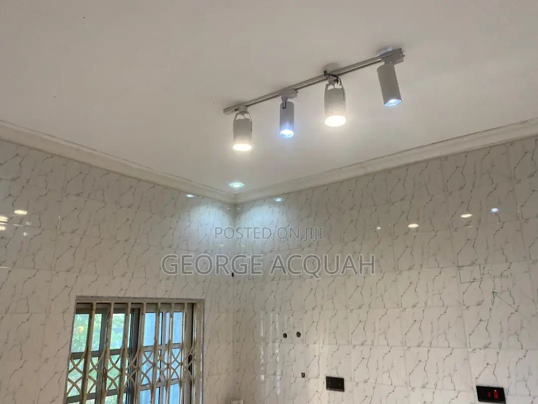 3bdrm House in Acq-Homes, Amasaman for rent