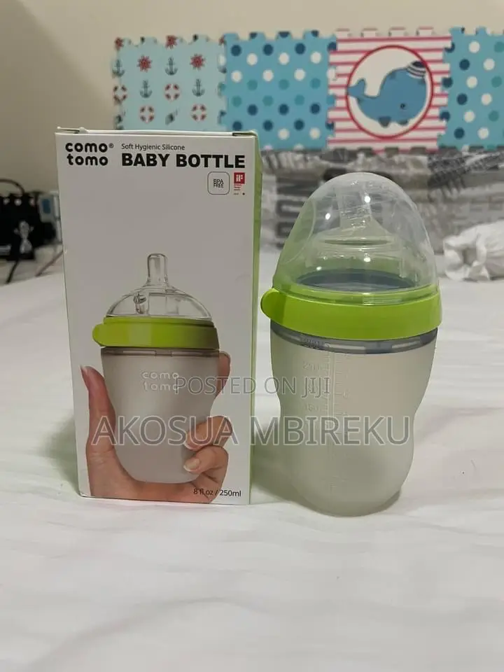 Preloved Comotomo Bottles