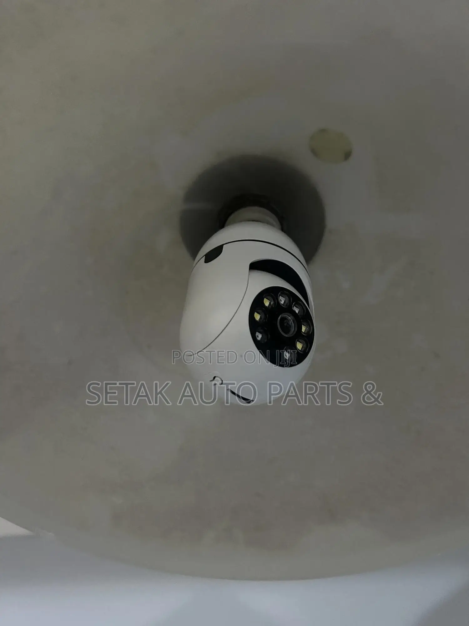 1080p Wifi Bulb Security Camera With Free 16gb Memory Card