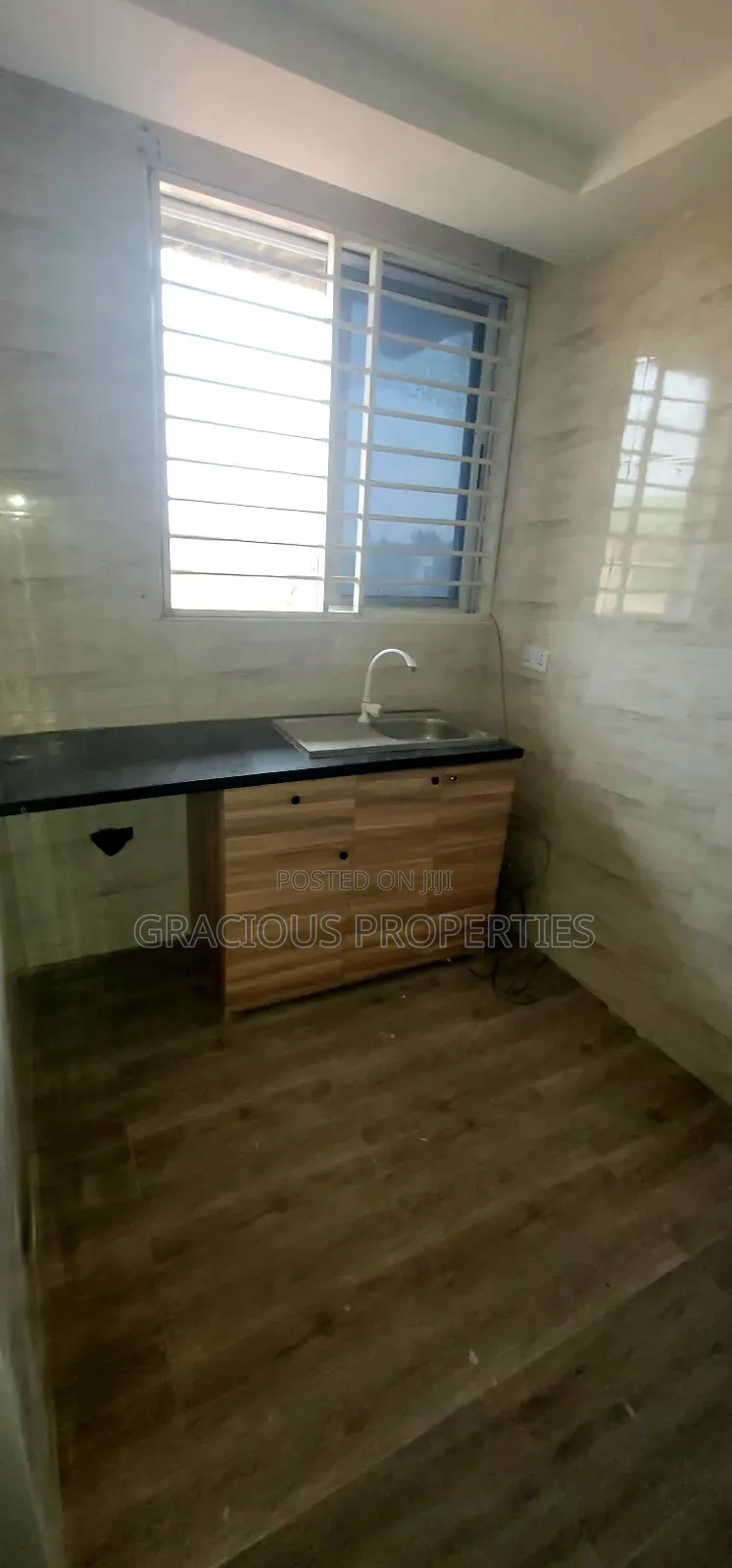 1bdrm Apartment in Gracious Properties, Tseaddo for rent